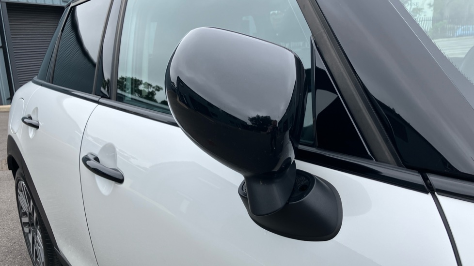 MINI Cooper 2.0 S Classic [Level 2] 5dr Auto Petrol Hatchback - Image 57