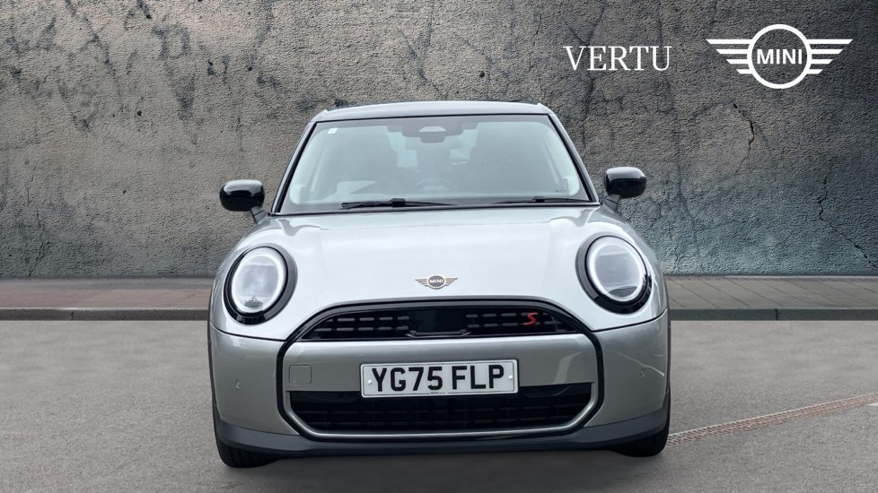 MINI Cooper 2.0 S Classic 5dr Auto Petrol Hatchback - Image 16