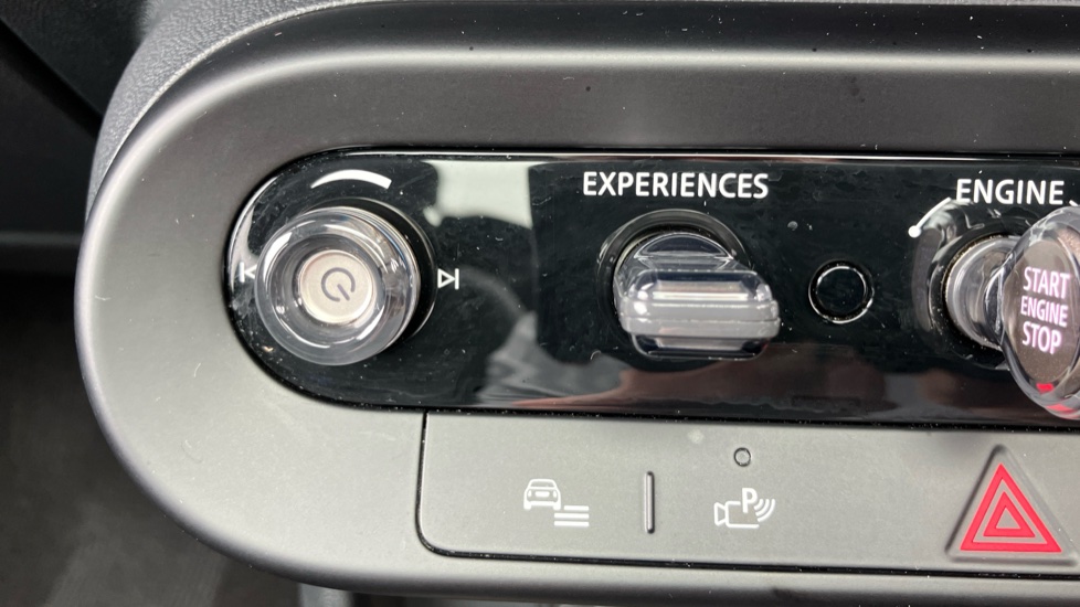 MINI Cooper 2.0 S Classic 5dr Auto Petrol Hatchback - Image 68