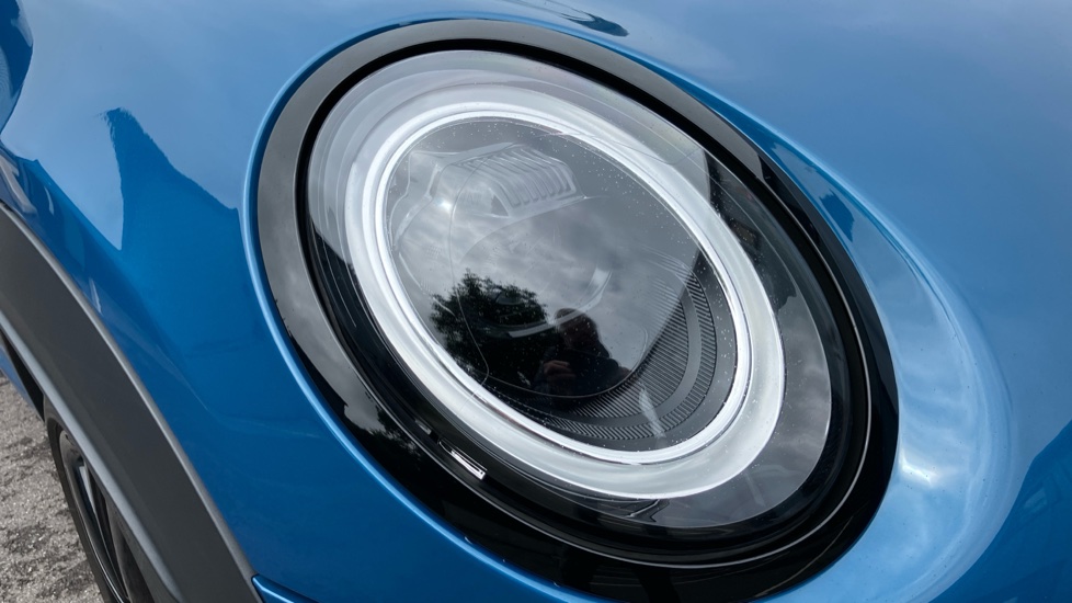 MINI Convertible 2.0 Cooper S Sport 2dr Auto Petrol Convertible - Image 23