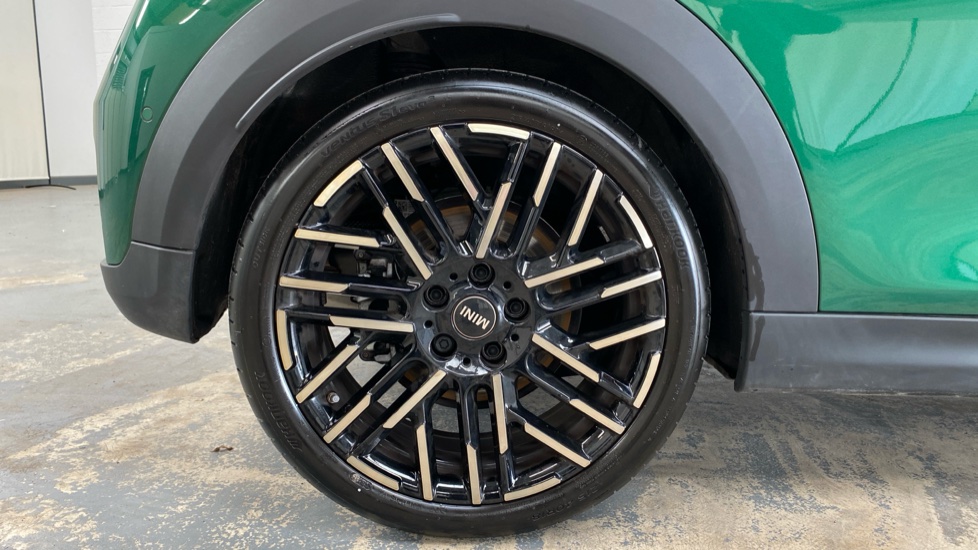 MINI Cooper 1.5 C Sport [Level 1] 3dr Auto Petrol Hatchback - Image 31