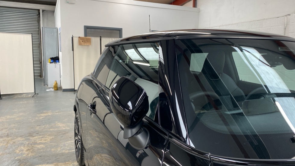 MINI Cooper 2.0 S Sport 3dr Auto Petrol Hatchback - Image 28