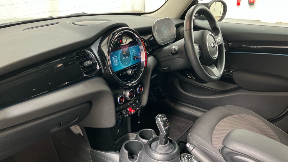 MINI Hatchback 1.5 Cooper Classic Premium 5dr Auto Petrol Hatchback - Image 7