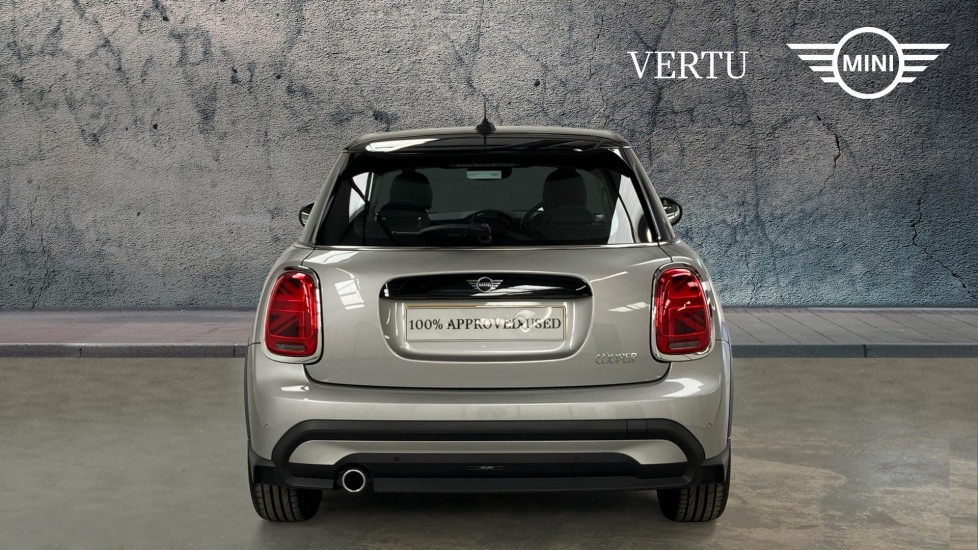 MINI Hatchback 1.5 Cooper Classic Premium 5dr Auto Petrol Hatchback - Image 15