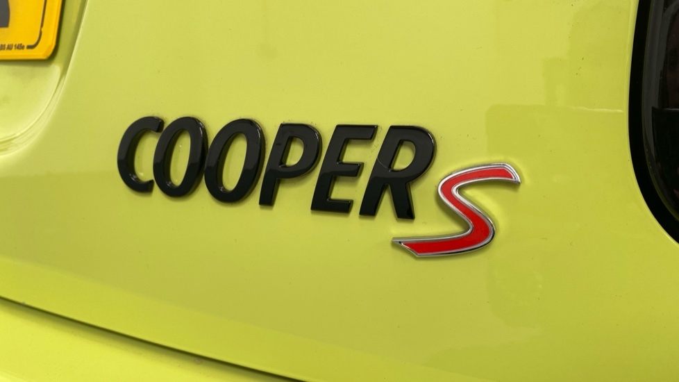 MINI Convertible 2.0 Cooper S Sport 2dr Auto Petrol Convertible - Image 42