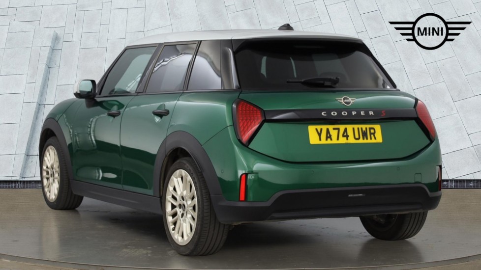 MINI Cooper 2.0 S Exclusive [Level 2] 5dr Auto Petrol Hatchback - Image 2