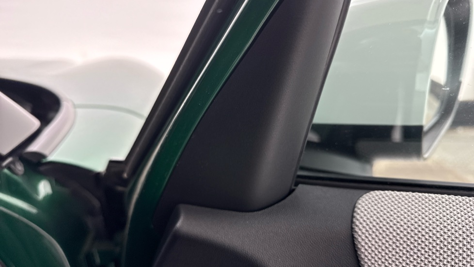 MINI Cooper 2.0 S Exclusive [Level 2] 5dr Auto Petrol Hatchback - Image 20