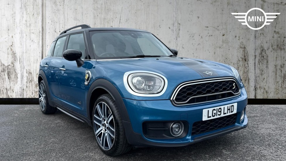 2019 MINI COUNTRYMAN