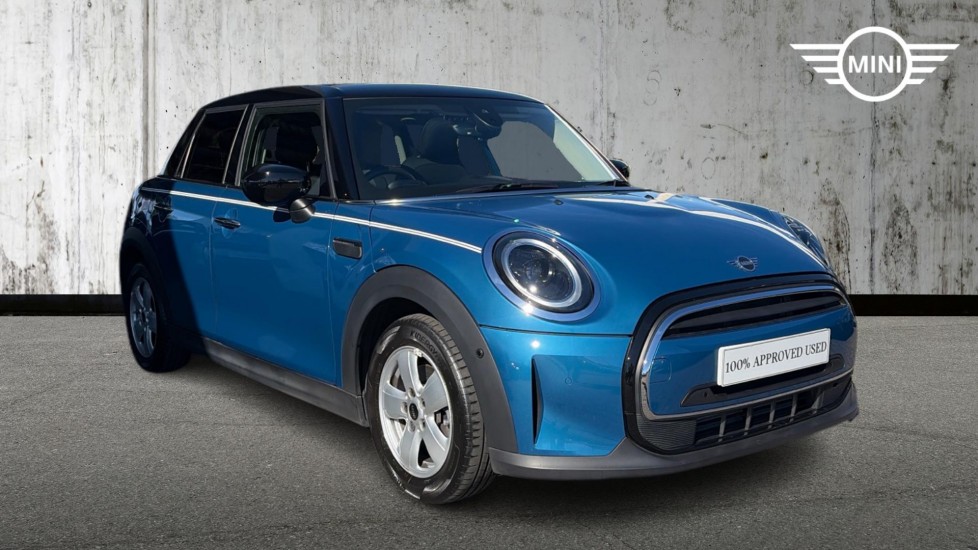 2023 Mini Hatch