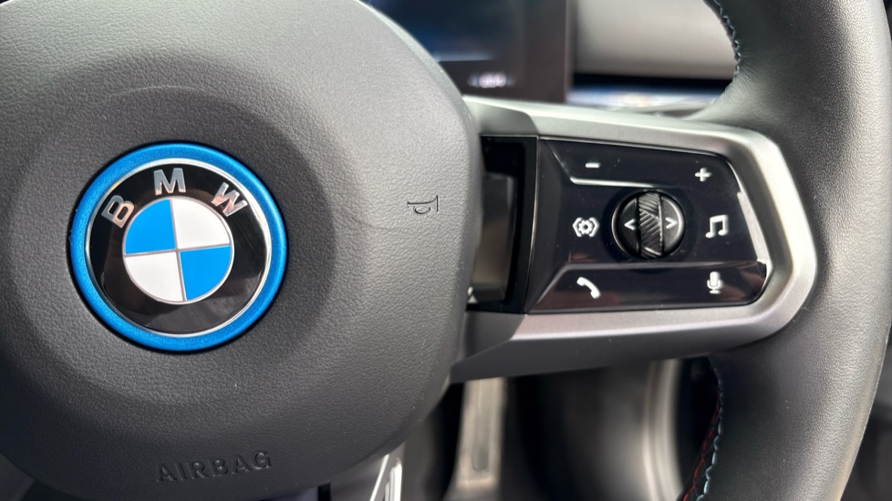 BMW i5 442kW M60 xDrive 84kWh 4dr Auto Electric Saloon - Image 18