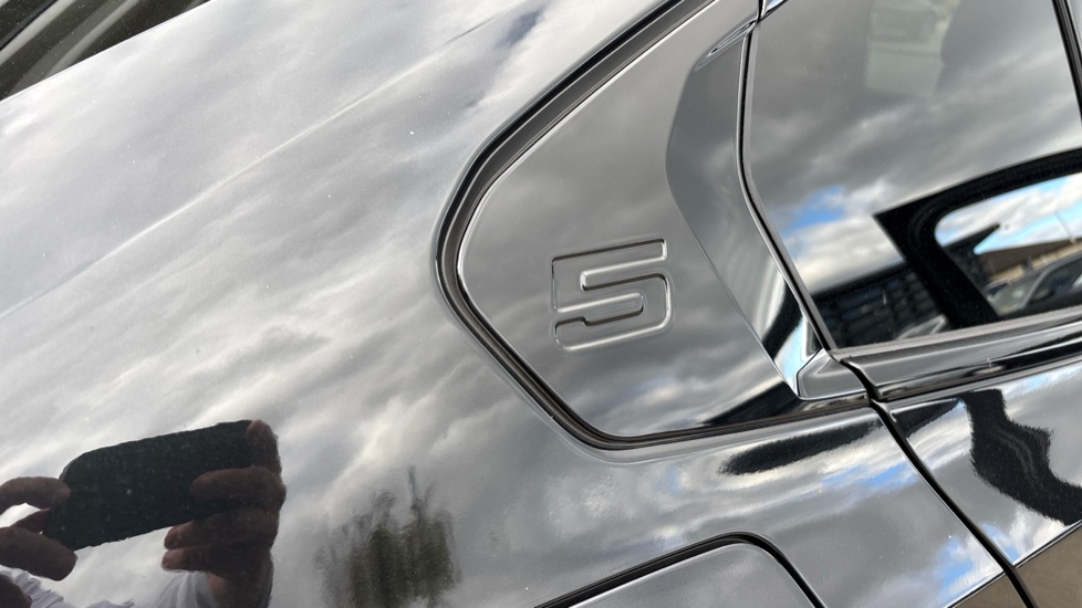 BMW i5 442kW M60 xDrive 84kWh 4dr Auto Electric Saloon - Image 28