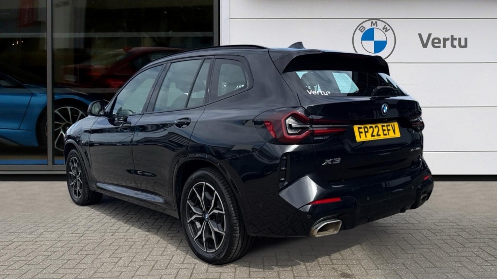 BMW X3 xDrive 30e M Sport 5dr Auto Estate - Image 2