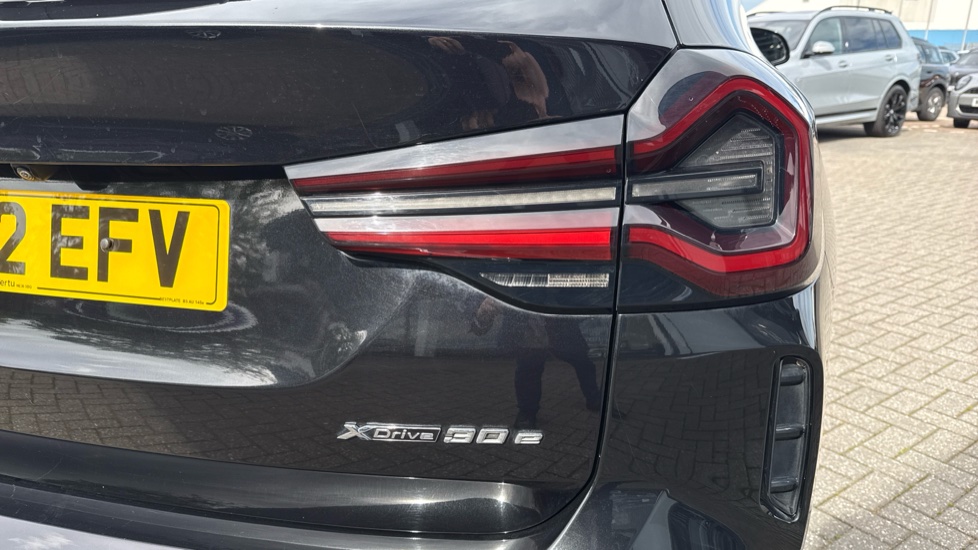 BMW X3 xDrive 30e M Sport 5dr Auto Estate - Image 22