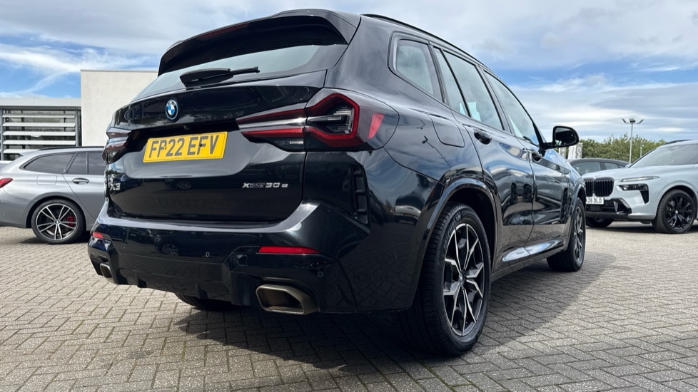 BMW X3 xDrive 30e M Sport 5dr Auto Estate - Image 29