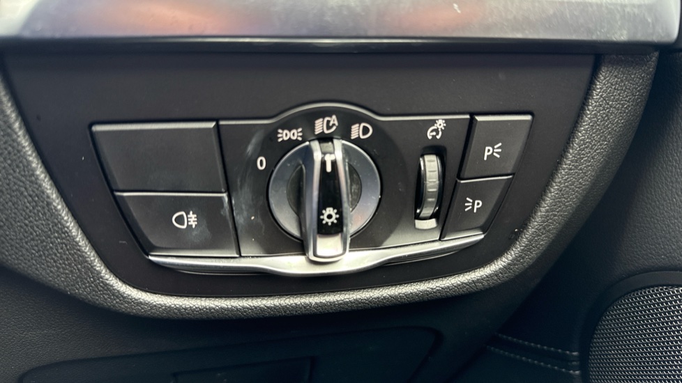BMW X3 xDrive 30e M Sport 5dr Auto Estate - Image 33