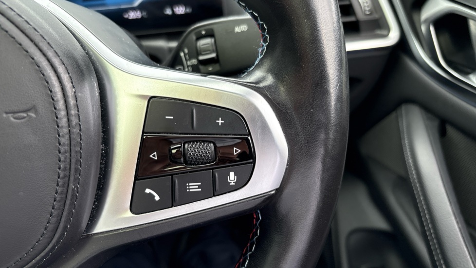 BMW i4 400kW M50 83.9kWh 5dr Auto Electric Hatchback - Image 18