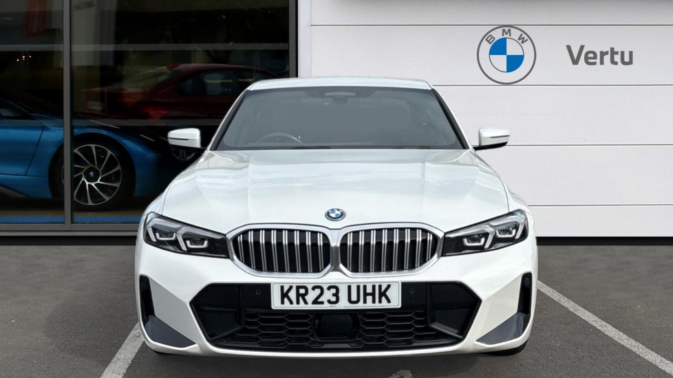 BMW 3 Series 330e M Sport 4dr Step Auto Saloon - Image 16