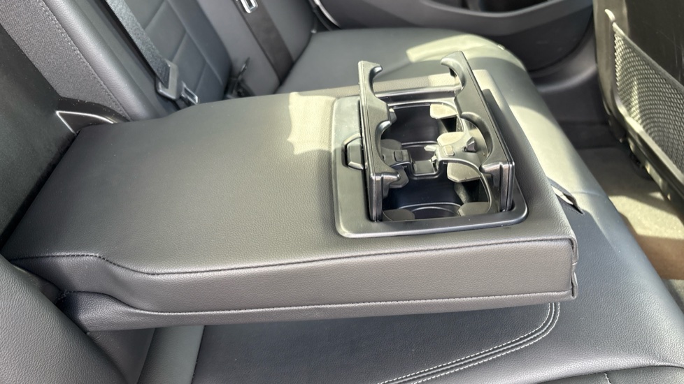 BMW 3 Series 330e M Sport 4dr Step Auto Saloon - Image 31