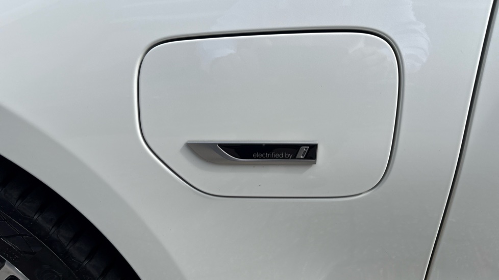 BMW 3 Series 330e M Sport 4dr Step Auto Saloon - Image 35