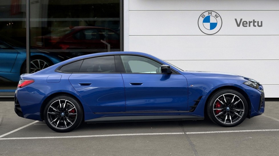BMW i4 400kW M50 83.9kWh 5dr Auto Electric Hatchback - Image 3