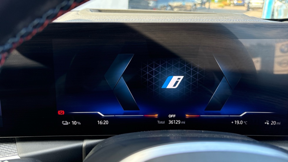 BMW i4 400kW M50 83.9kWh 5dr Auto Electric Hatchback - Image 9
