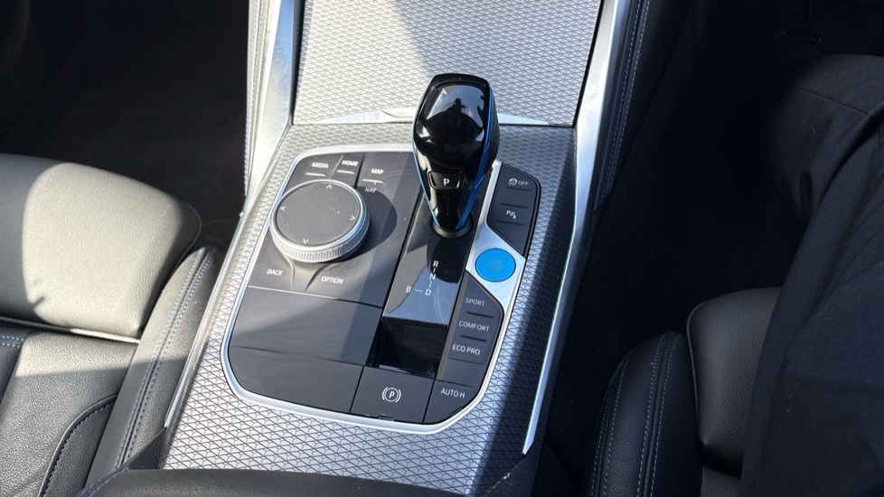 BMW i4 400kW M50 83.9kWh 5dr Auto Electric Hatchback - Image 10