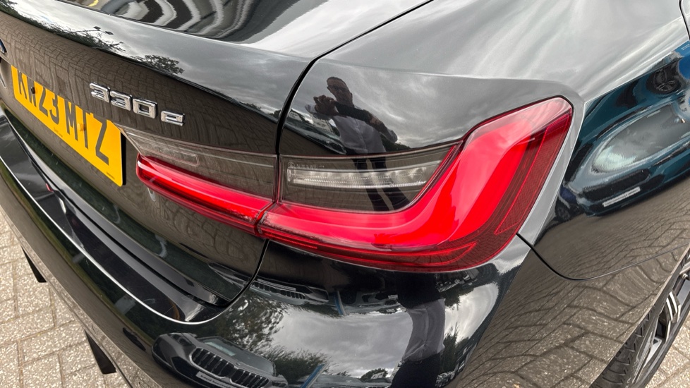 BMW 3 Series 330e M Sport 4dr Step Auto Saloon - Image 21