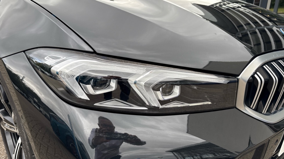 BMW 3 Series 330e M Sport 4dr Step Auto Saloon - Image 22