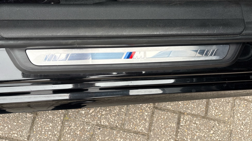 BMW 3 Series 330e M Sport 4dr Step Auto Saloon - Image 30