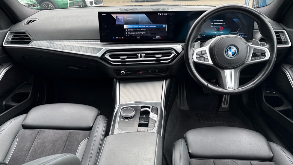 BMW 3 Series 330e xDrive M Sport 5dr Step Auto Estate - Image 4