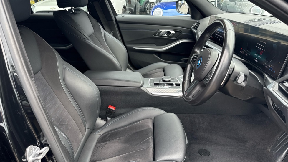 BMW 3 Series 330e xDrive M Sport 5dr Step Auto Estate - Image 11