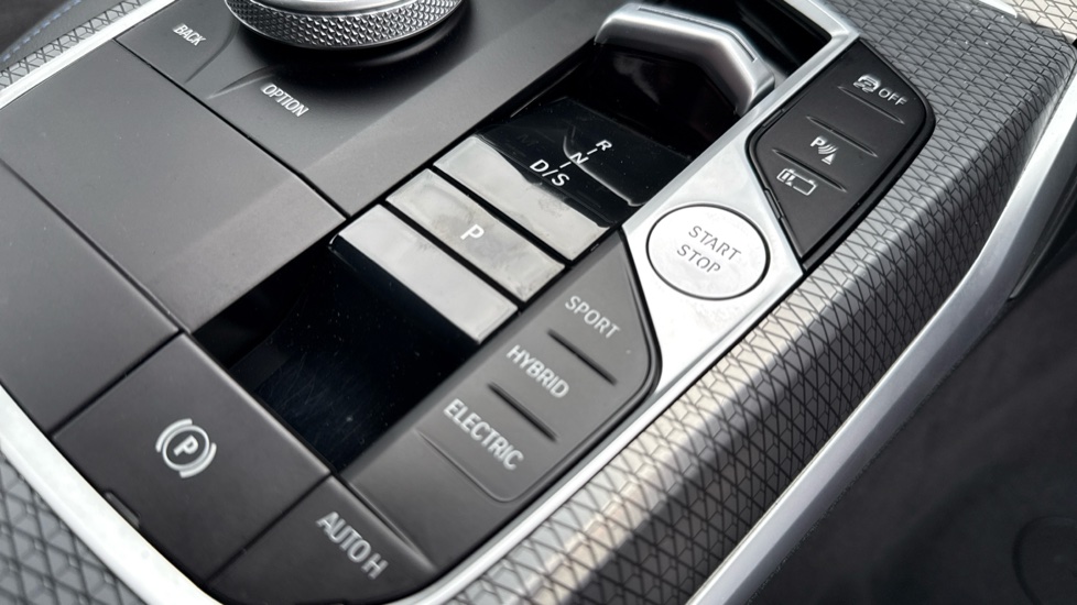 BMW 3 Series 330e xDrive M Sport 5dr Step Auto Estate - Image 19