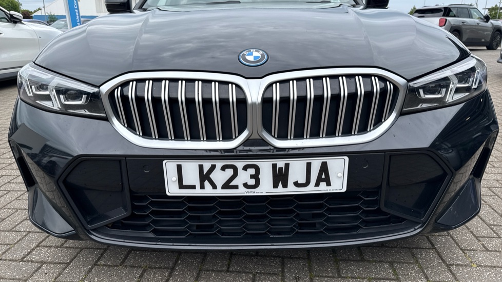 BMW 3 Series 330e xDrive M Sport 5dr Step Auto Estate - Image 24