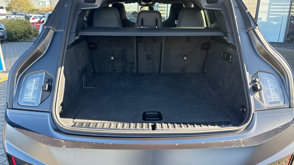 BMW iX 300kW xDrive45 Sport 101kWh 5dr Auto [Skylounge] Electric Estate - Image 13