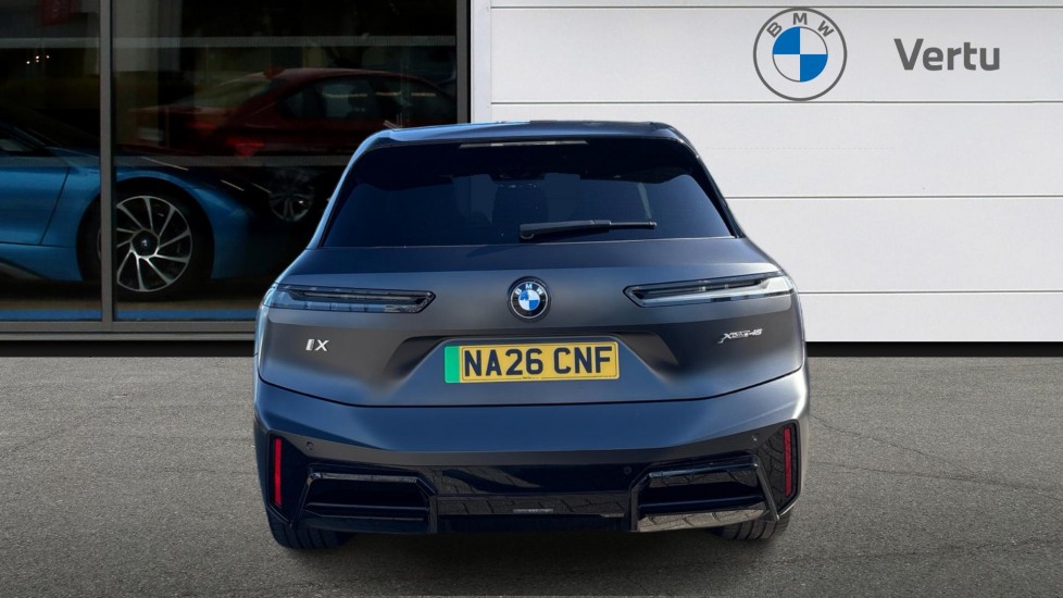 BMW iX 300kW xDrive45 Sport 101kWh 5dr Auto [Skylounge] Electric Estate - Image 15