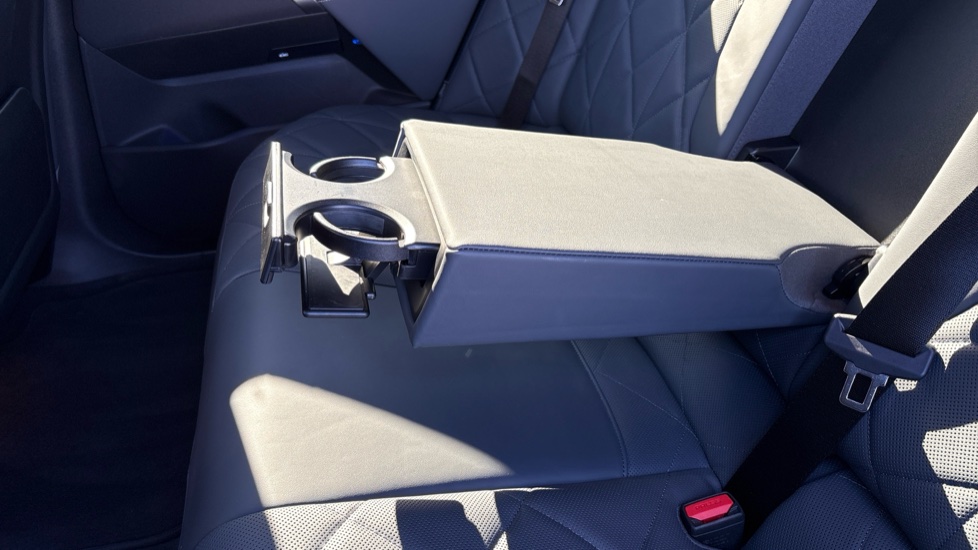 BMW iX 300kW xDrive45 Sport 101kWh 5dr Auto [Skylounge] Electric Estate - Image 33