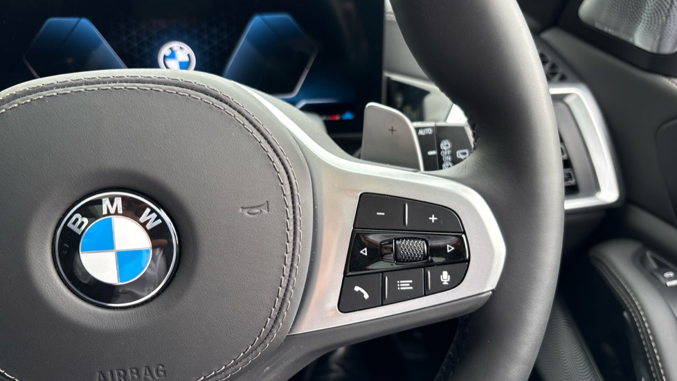 BMW X7 xDrive40i MHT M Sport 5dr Step Auto Petrol Estate - Image 18