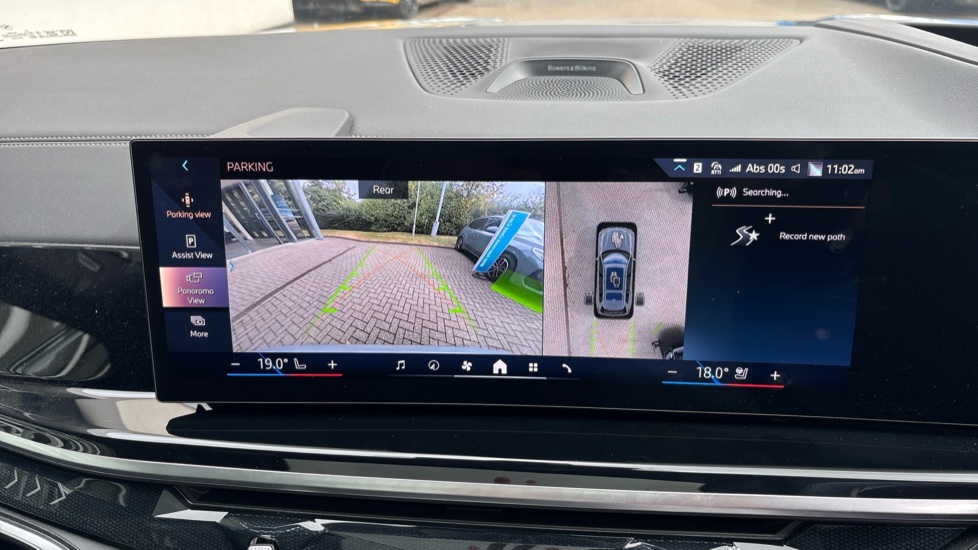 BMW X7 xDrive40i MHT M Sport 5dr Step Auto Petrol Estate - Image 32