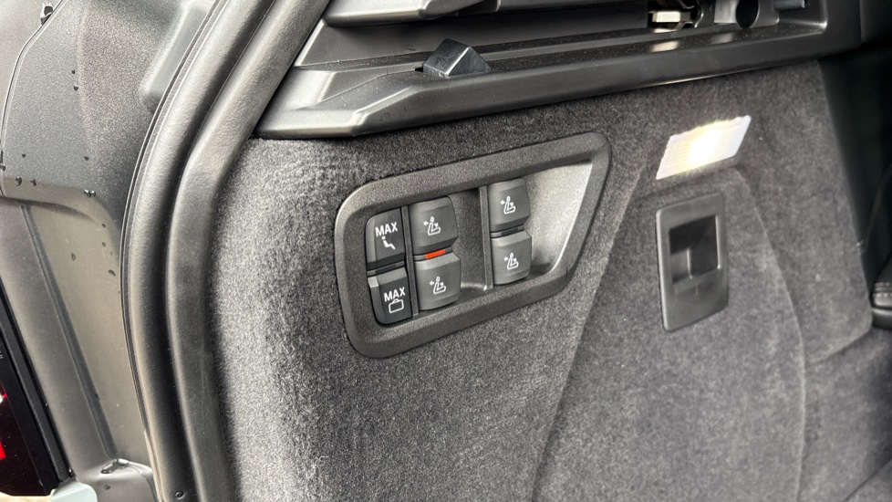 BMW X7 xDrive40i MHT M Sport 5dr Step Auto Petrol Estate - Image 48