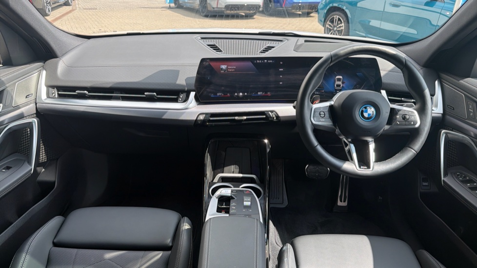 BMW iX2 150kW eDrive20 M Sport 65kWh 5dr Auto [Tech/Pro] Electric Hatchback - Image 4