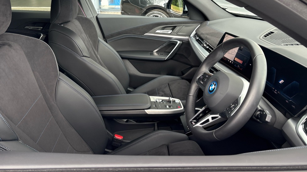 BMW iX2 150kW eDrive20 M Sport 65kWh 5dr Auto [Tech/Pro] Electric Hatchback - Image 11