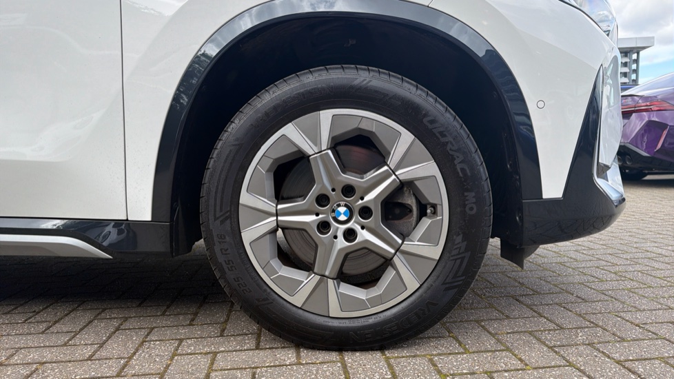 BMW X1 xDrive 23i MHT xLine 5dr Step Auto Petrol Estate - Image 14