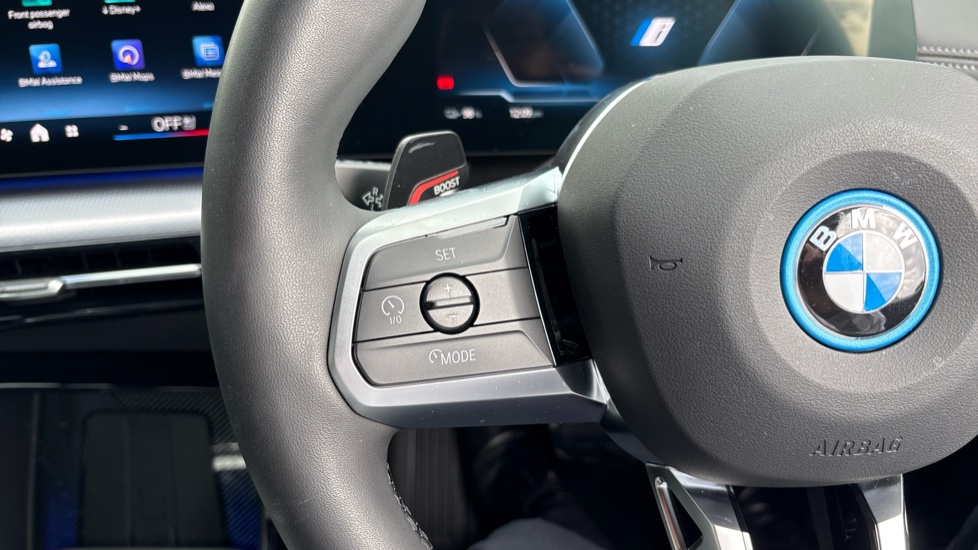 BMW iX1 150kW eDrive20 M Sport 65kWh 5dr Auto [Tech/Pro] Electric Estate - Image 17