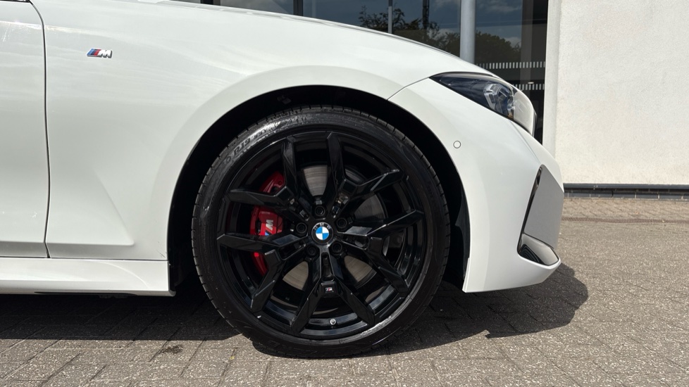 BMW 3 Series 320i M Sport 4dr Step Auto [Pro Pack] Petrol Saloon - Image 14
