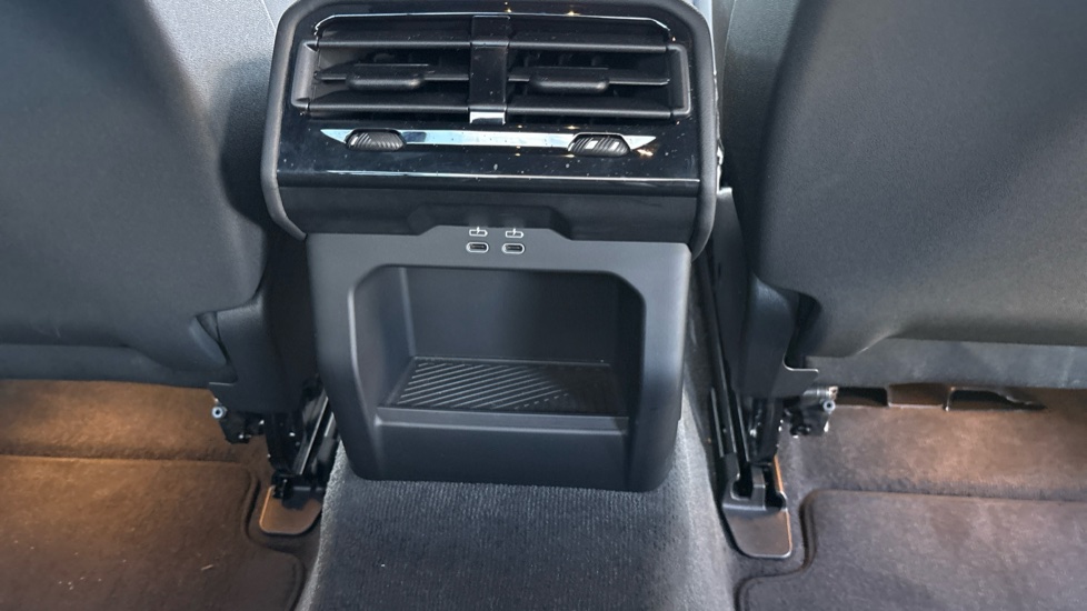 BMW 5 Series 520i M Sport 4dr Auto Petrol Saloon - Image 38