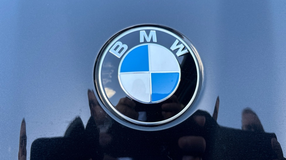 BMW 5 Series 520i M Sport 4dr Auto Petrol Saloon - Image 45