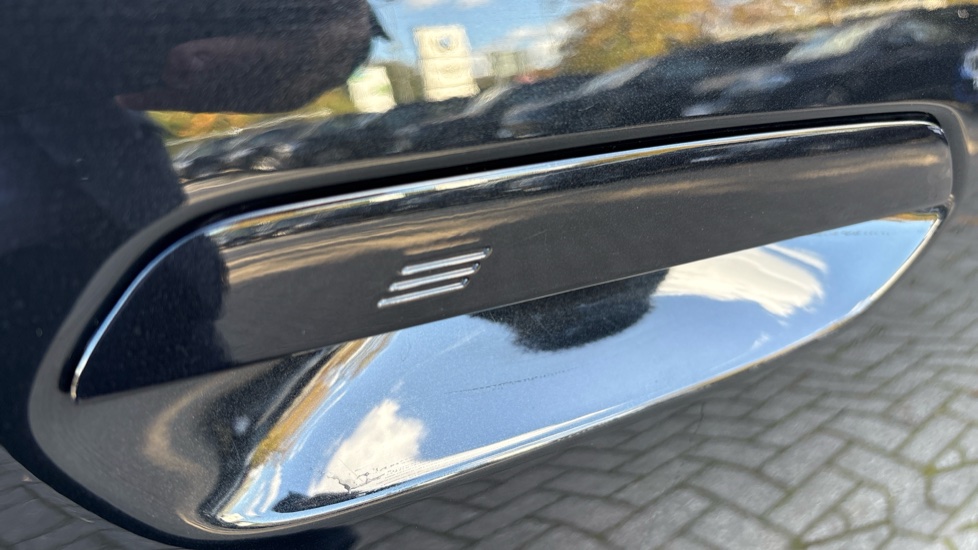 BMW 5 Series 520i M Sport 4dr Auto Petrol Saloon - Image 46