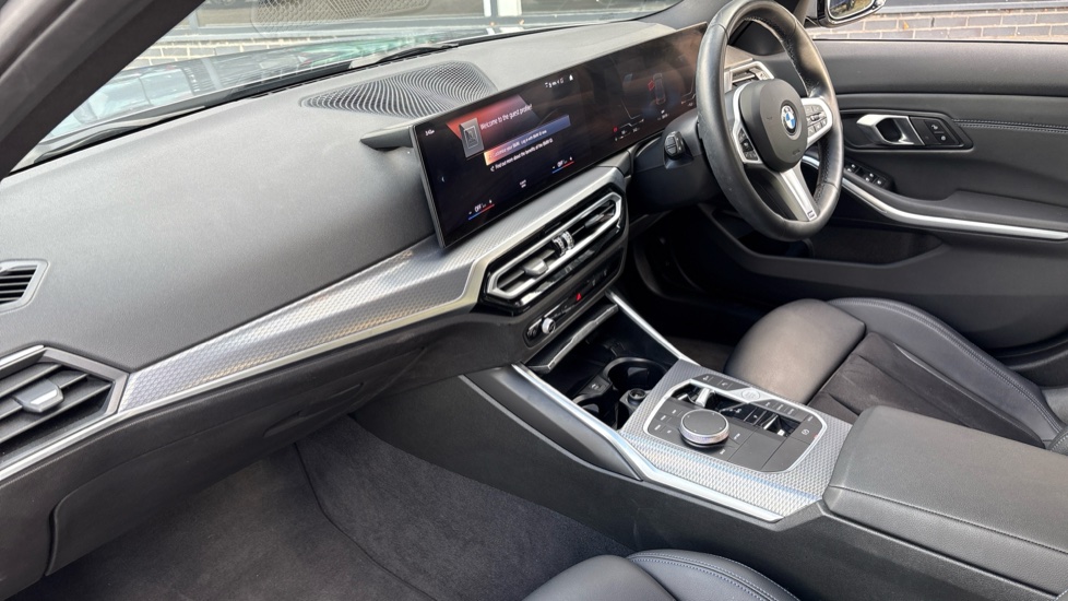BMW 3 Series 320d MHT M Sport 5dr Step Auto [Pro Pack] Diesel Estate - Image 7