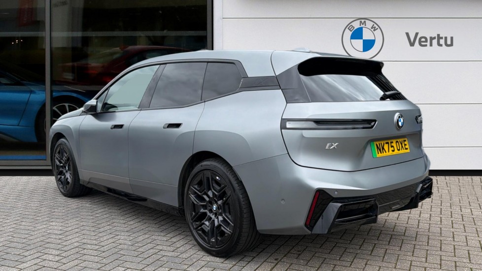 BMW iX 300kW xDrive45 M Sport 101kWh 5dr Auto [Tech] Electric Estate - Image 2