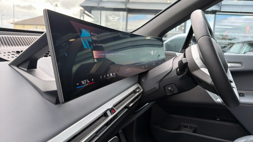BMW iX 300kW xDrive45 M Sport 101kWh 5dr Auto [Tech] Electric Estate - Image 36